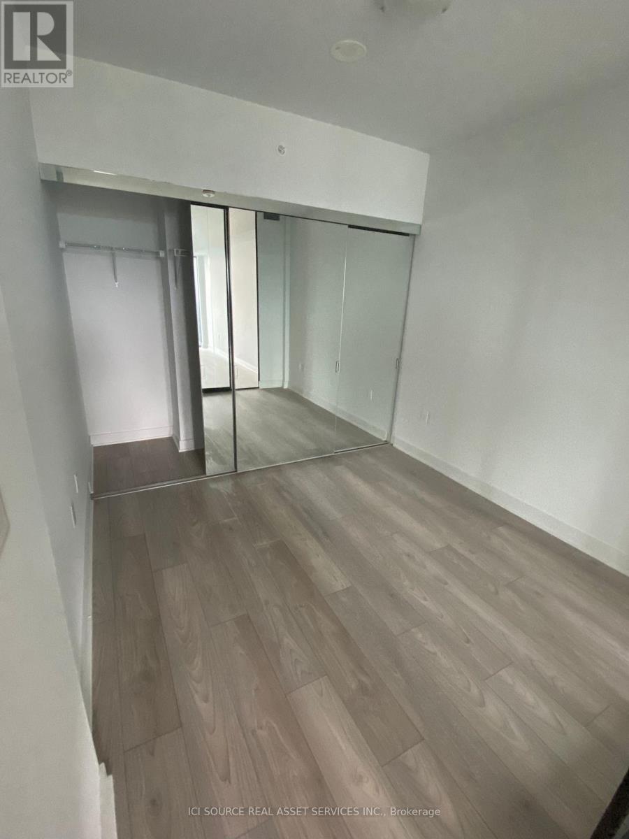 703 - 2920 Highway 7, Vaughan, Ontario  L4K 0P4 - Photo 2 - N12525710