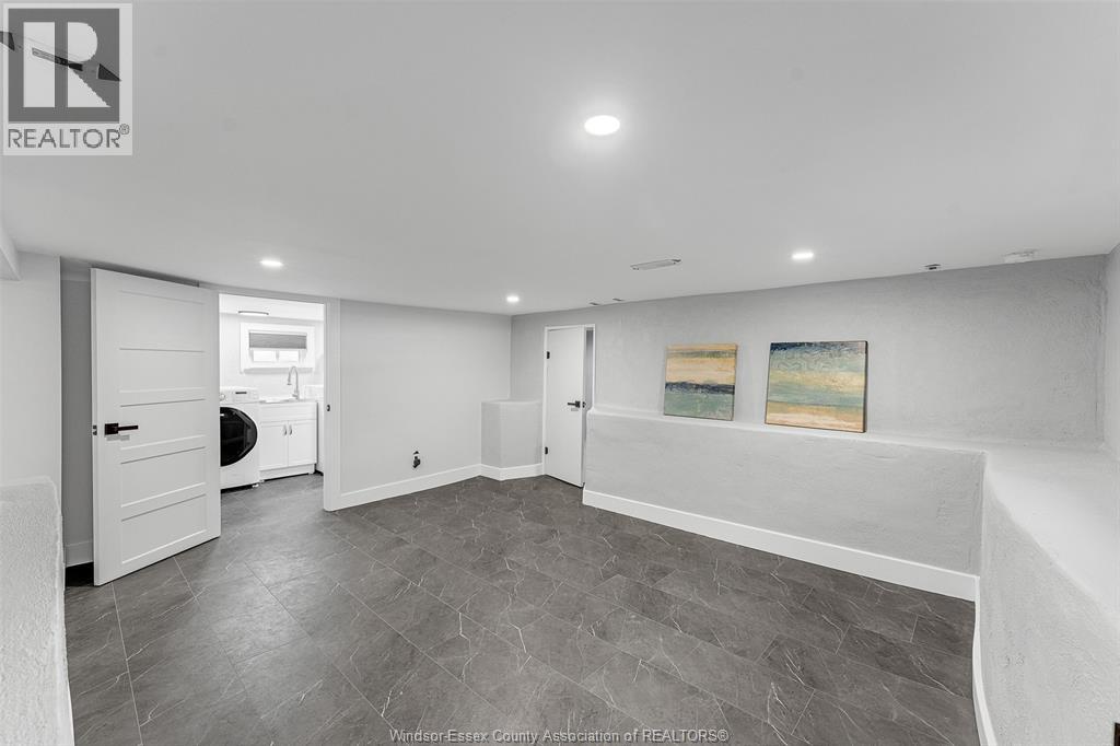 649 Edinborough Street, Windsor, Ontario N8X 3C8 - Photo 21 - 25027969