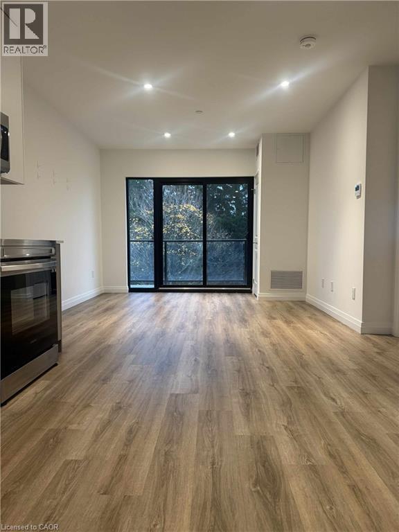 525 New Dundee Road Unit# 421, Kitchener, Ontario N2P 0K8 - Photo 3 - 40784725