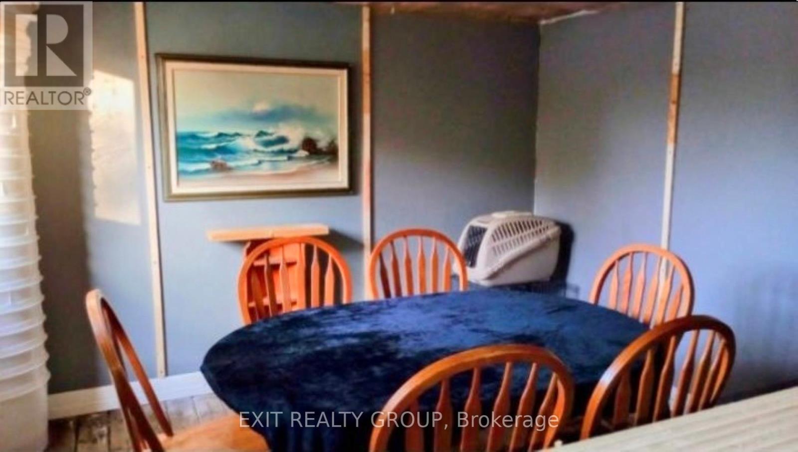 33 Glastonbury Road, Addington Highlands, Ontario K0H 2G0 - Photo 11 - X12525734