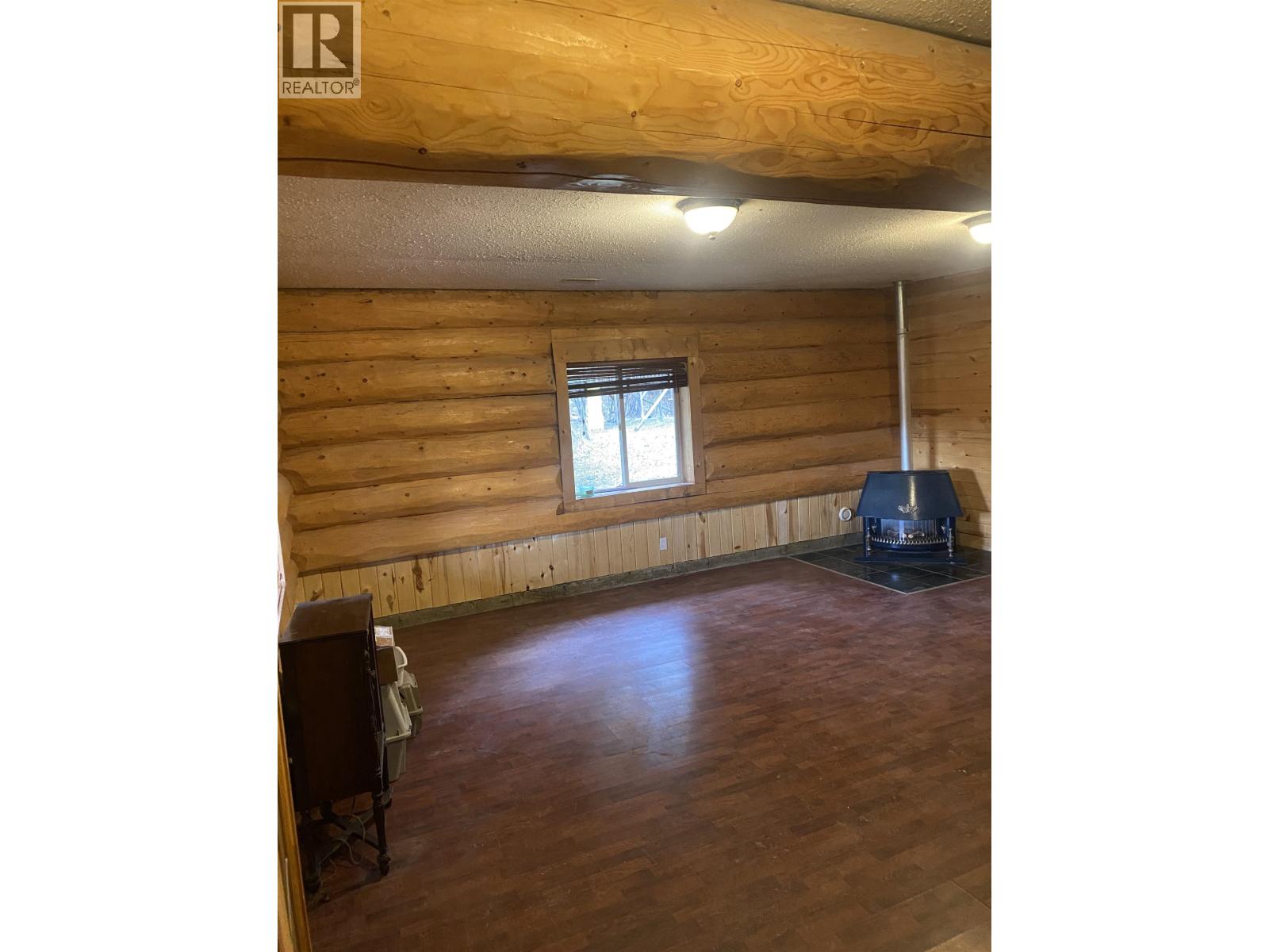 6192 Hunt Road, 100 Mile House, British Columbia  V0K 2E3 - Photo 14 - R3058245