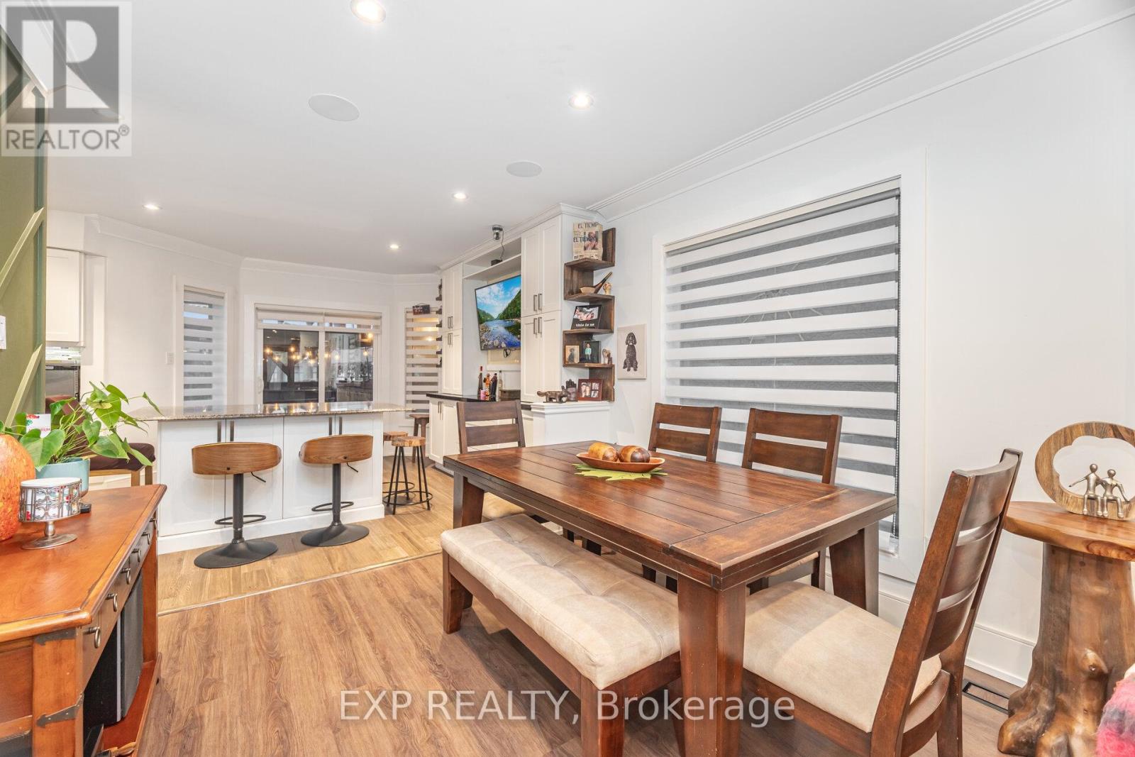 118 Solway Avenue, Vaughan, Ontario L6A 2X1 - Photo 12 - N12525526