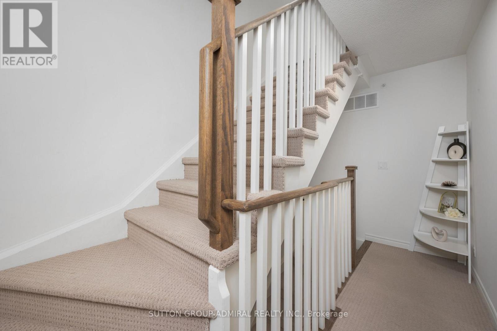 14 - 125 Long Branch Avenue, Toronto, Ontario  M8W 0A9 - Photo 15 - W12495276