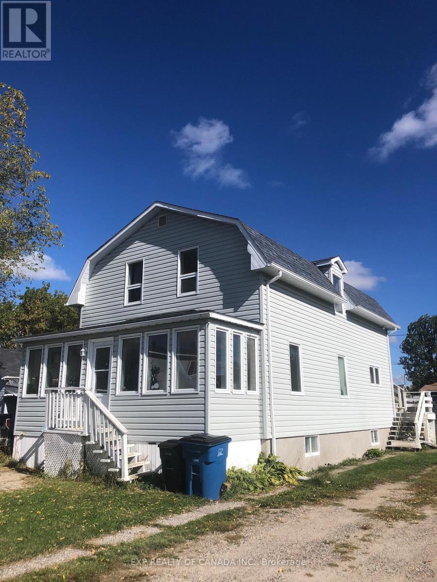 206 Eleventh Avenue, Cochrane, Ontario P0L 1C0 - Photo 2 - T12525784