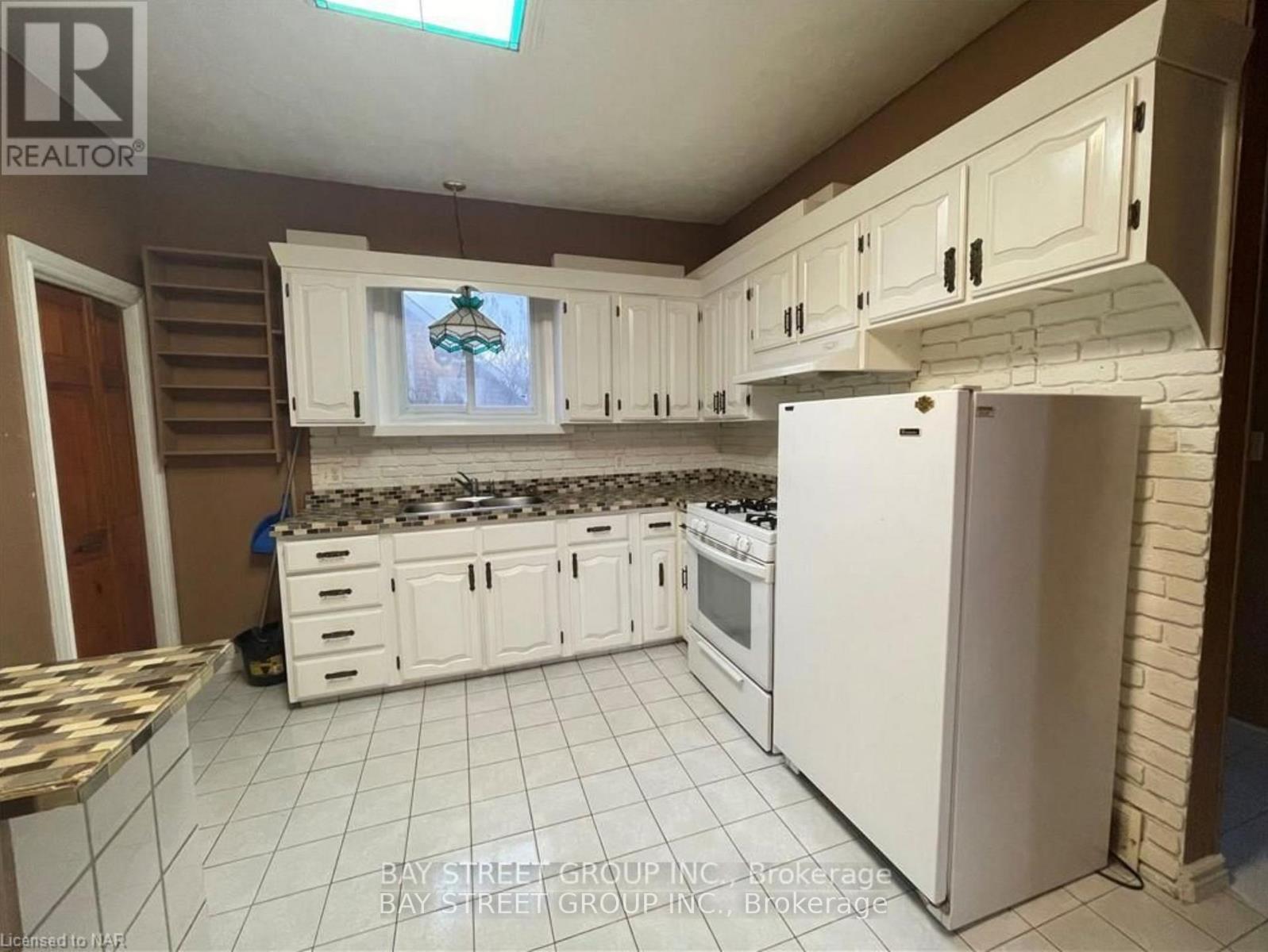 236 Beaver Street, Thorold, Ontario  L2V 1C1 - Photo 20 - X12525686