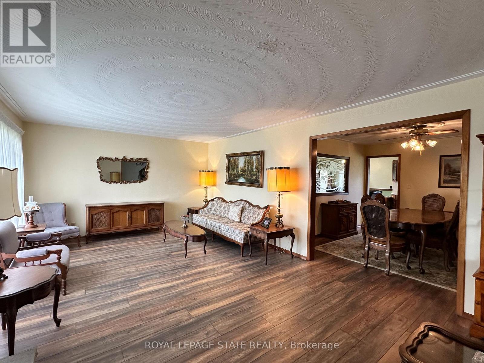 9729 York Road, West Lincoln, Ontario  L0R 1E0 - Photo 13 - X12525702