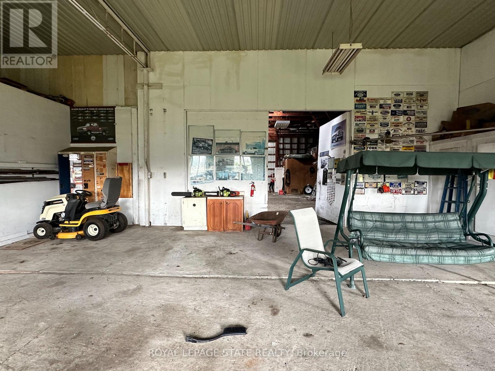 9729 York Road, West Lincoln, Ontario  L0R 1E0 - Photo 34 - X12525702