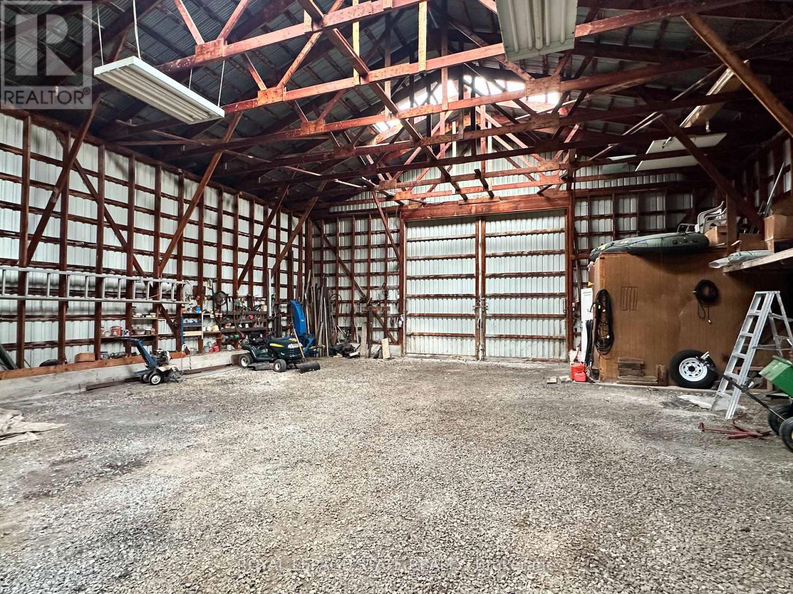 9729 York Road, West Lincoln, Ontario  L0R 1E0 - Photo 37 - X12525702