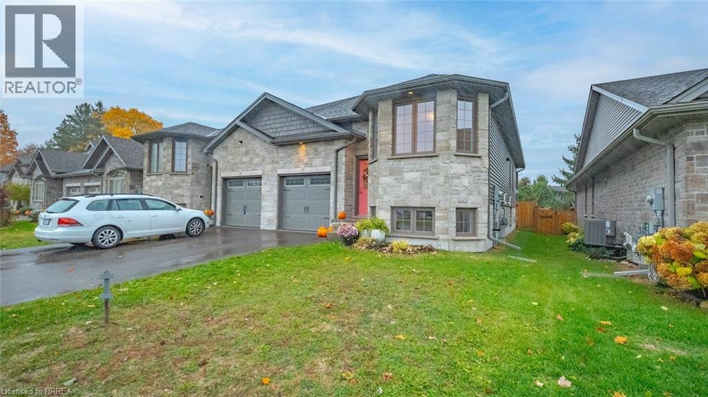 32 Schuyler Street, Paris, Ontario  N3L 0E5 - Photo 3 - 40782339