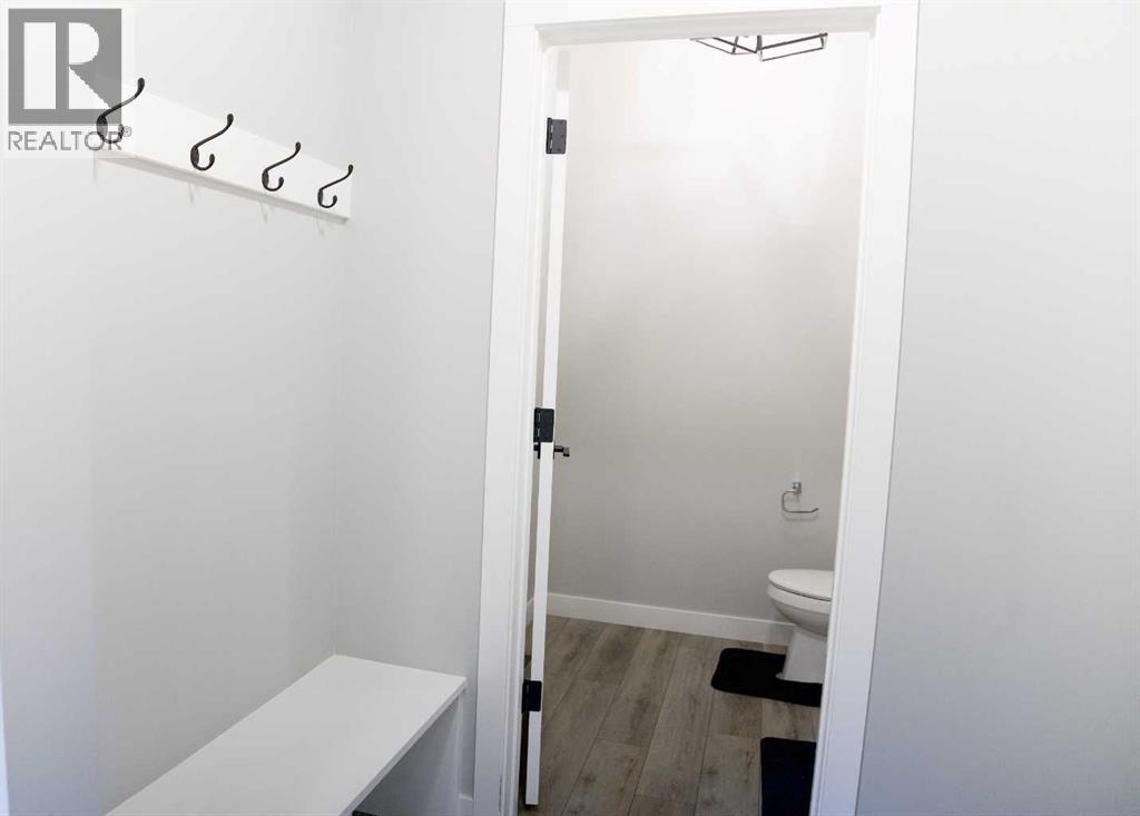 119 Crestview Boulevard, Sylvan Lake, Alberta  T4S 0V8 - Photo 17 - A2250954