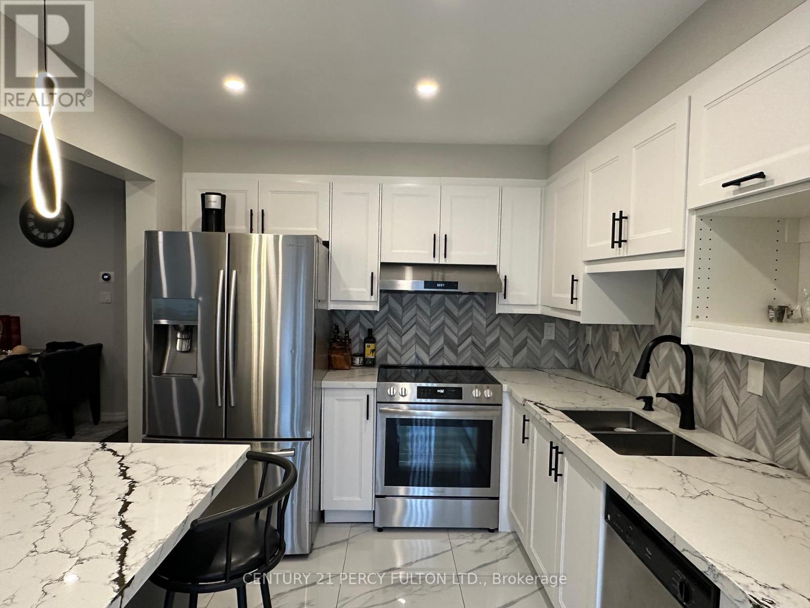 123 Brownridge Place, Whitby, Ontario  L1P 1W3 - Photo 10 - E12522554