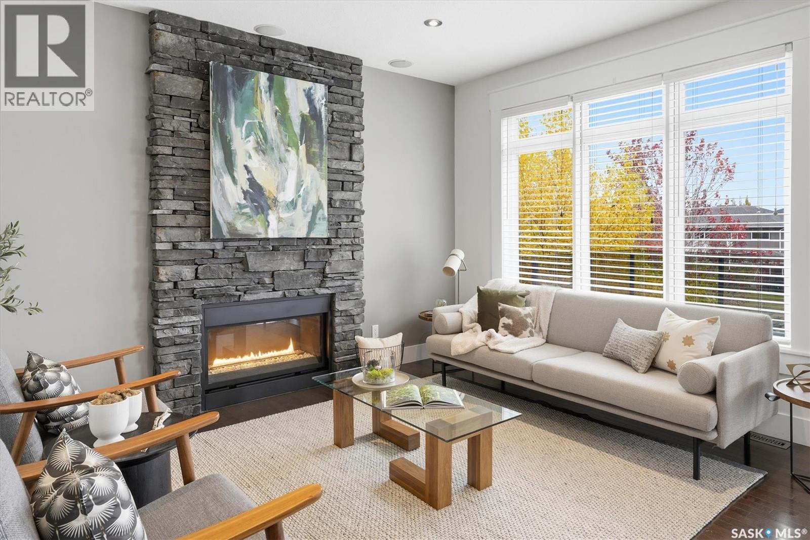 Property at 258 Whalley CRESCENT image 3