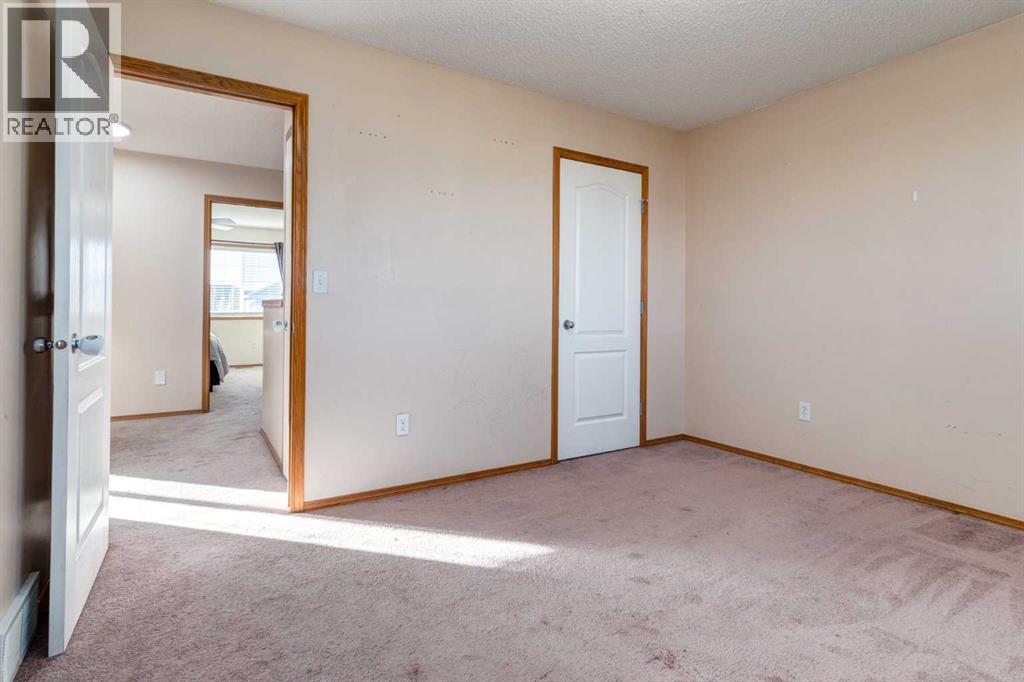 756 Luxstone Landing Sw, Airdrie, Alberta  T4B 3L1 - Photo 10 - A2266789