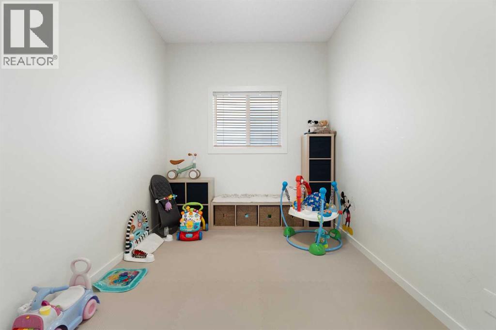 238 Somerglen Way Sw, Calgary, Alberta  T2Y 4B3 - Photo 21 - A2268022