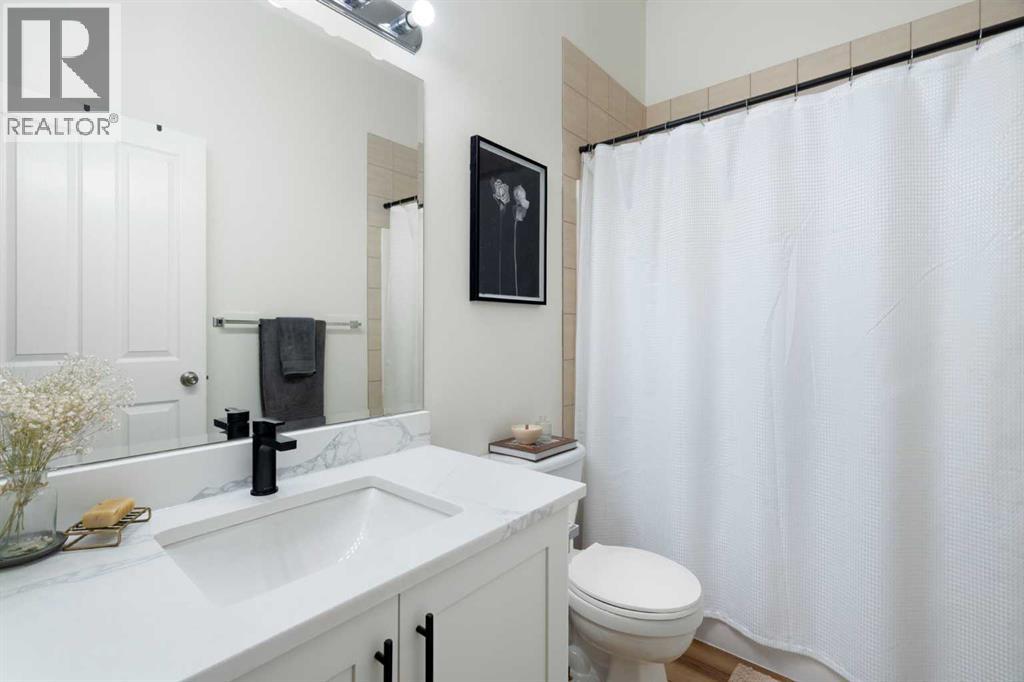 238 Somerglen Way Sw, Calgary, Alberta  T2Y 4B3 - Photo 22 - A2268022