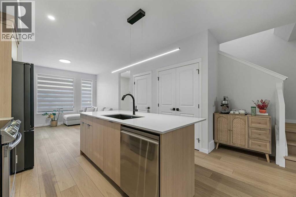 51 Herron Street Ne, Calgary, Alberta  T3P 1Z1 - Photo 4 - A2268142