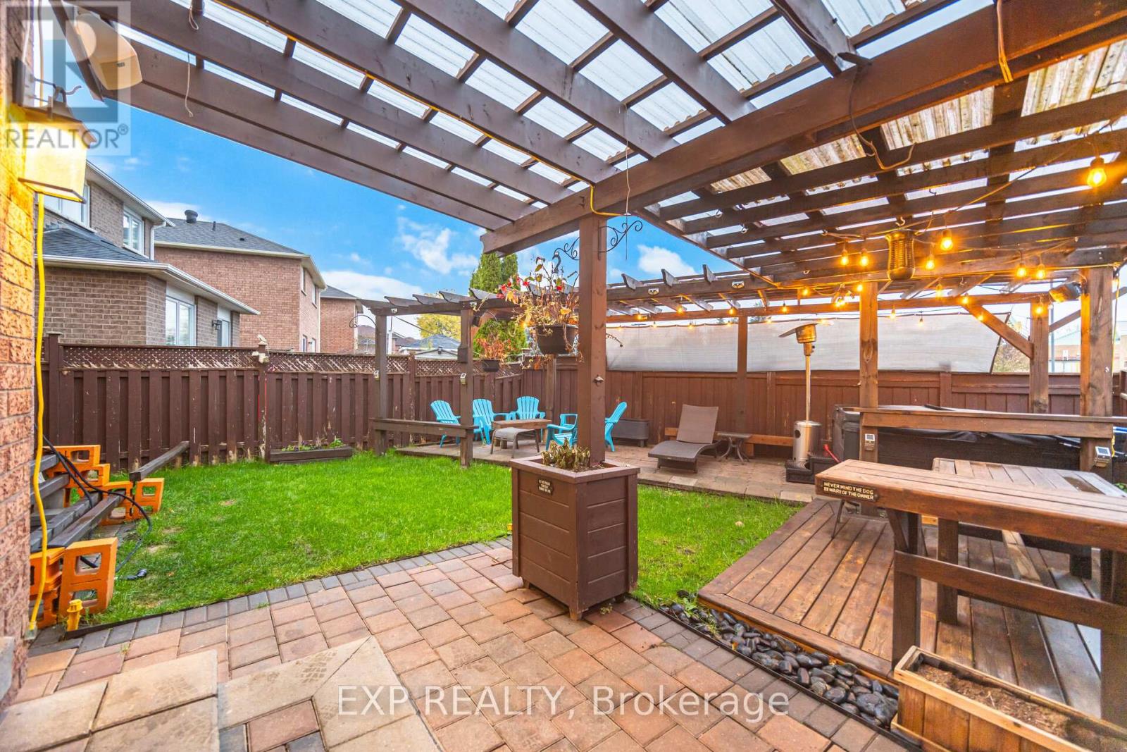 118 Solway Avenue, Vaughan, Ontario L6A 2X1 - Photo 37 - N12525526