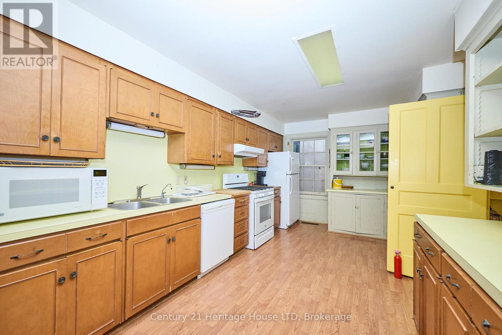 1033 Firelane 1 Road, Port Colborne, Ontario L3K 5V3 - Photo 19 - X12523836