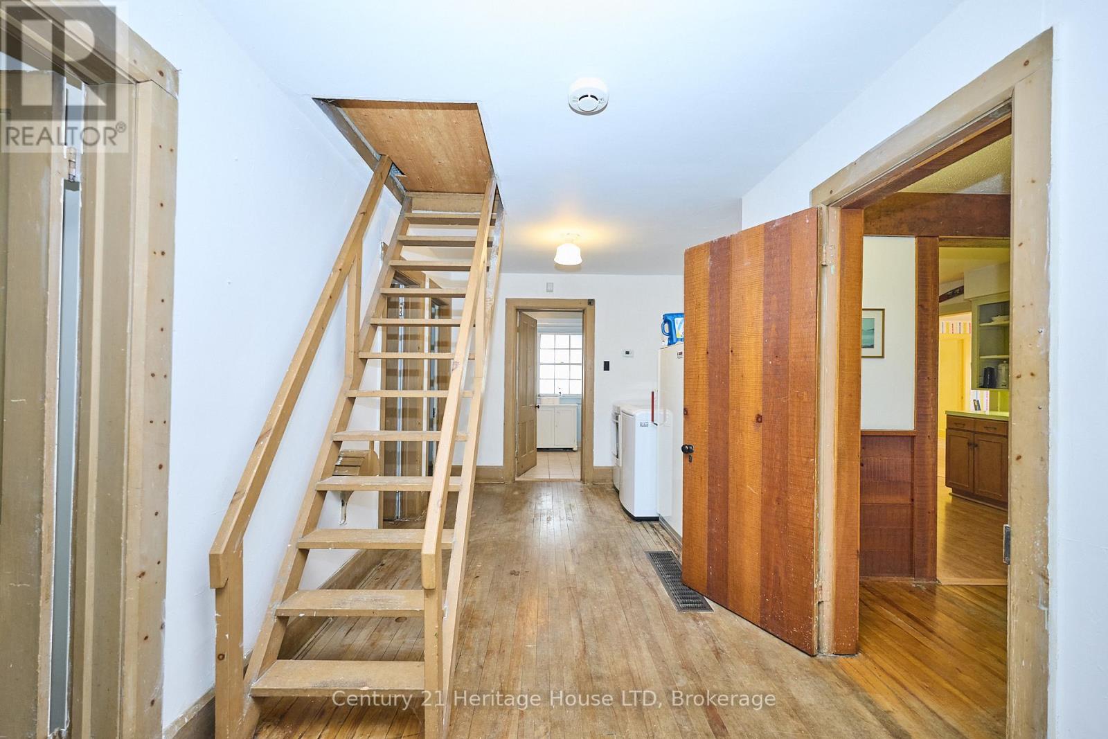 1033 Firelane 1 Road, Port Colborne, Ontario L3K 5V3 - Photo 31 - X12523836