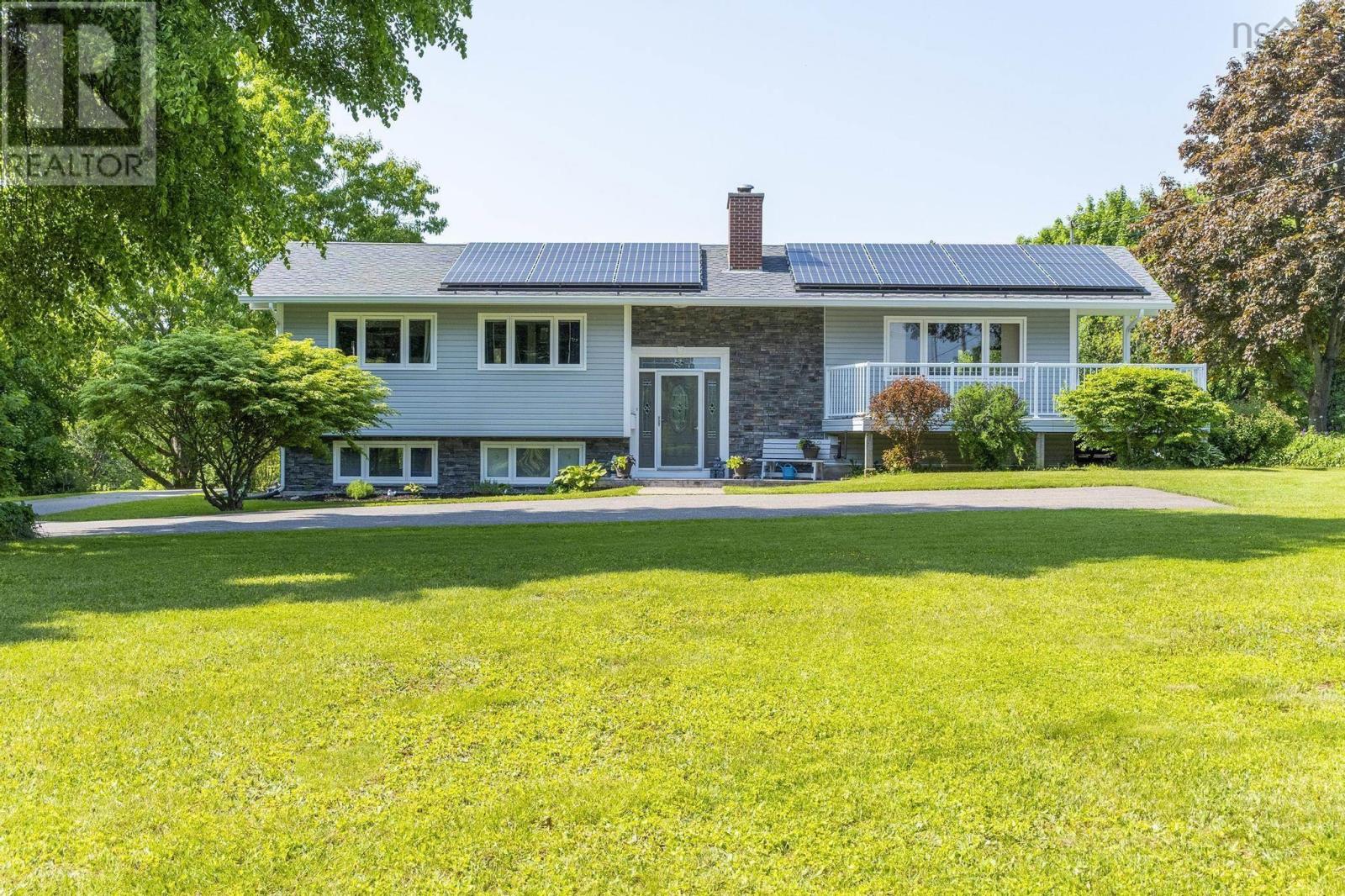 9521 Commercial Street, New Minas, Nova Scotia  B4N 3G3 - Photo 1 - 202514386