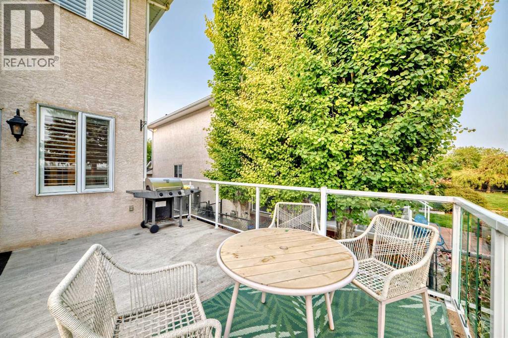 82 Mt Gibraltar Heights Se, Calgary, Alberta  T2Z 3R3 - Photo 16 - A2262179