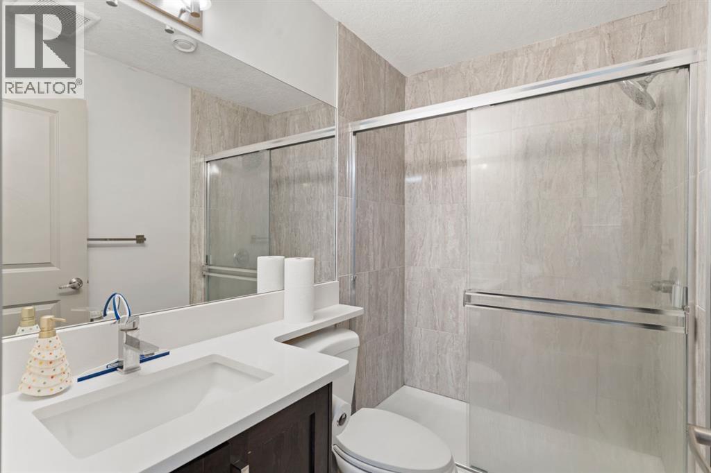 269 Kinniburge Boulevard, Chestermere, Alberta  T1X 0R7 - Photo 34 - A2264939