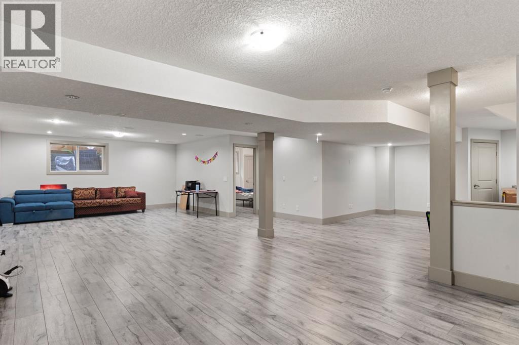 269 Kinniburge Boulevard, Chestermere, Alberta  T1X 0R7 - Photo 30 - A2264939