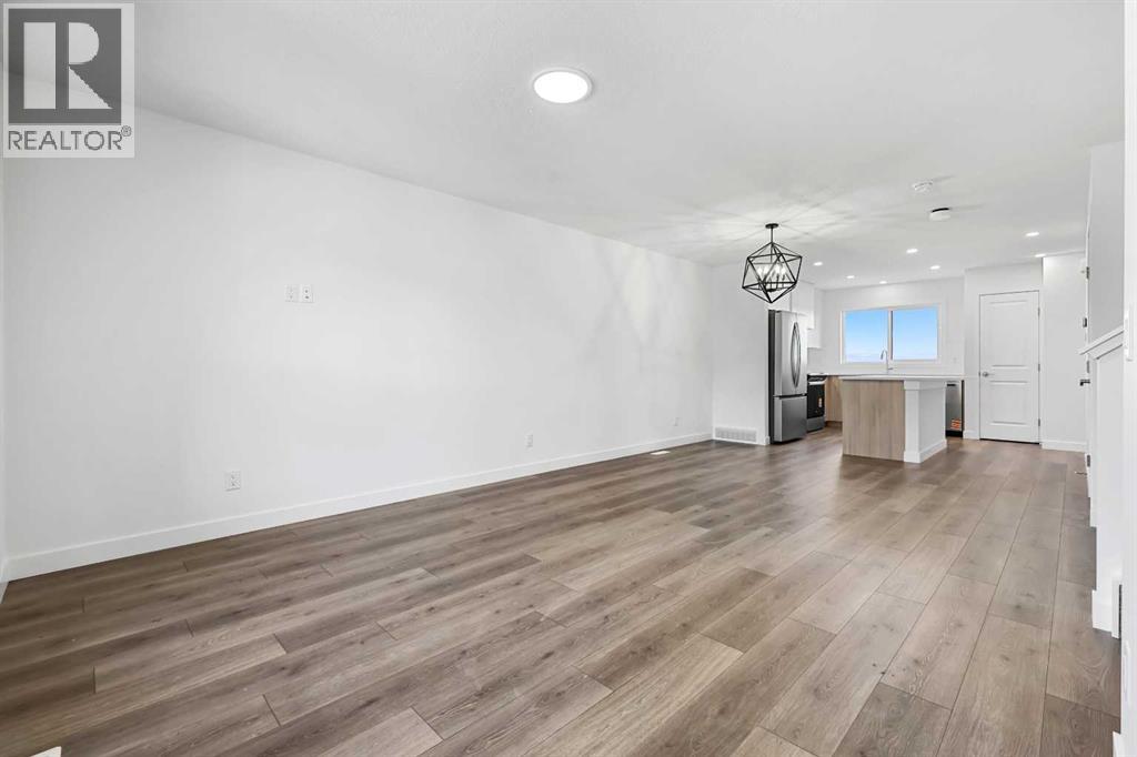 19828 45 Street Se, Calgary, Alberta  T3M 4B6 - Photo 2 - A2268371