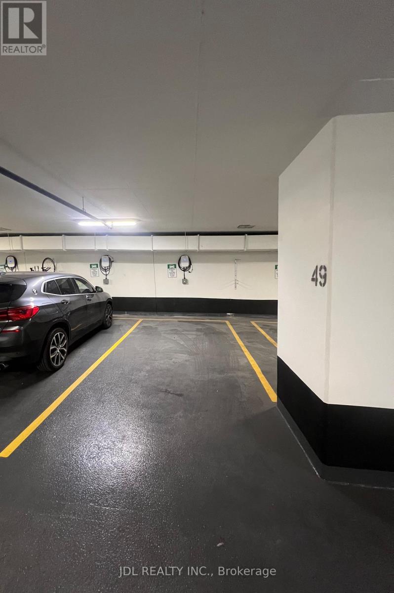 8 Wellesley Street W, Toronto, Ontario  M4Y 0J5 - Photo 2 - C12525716