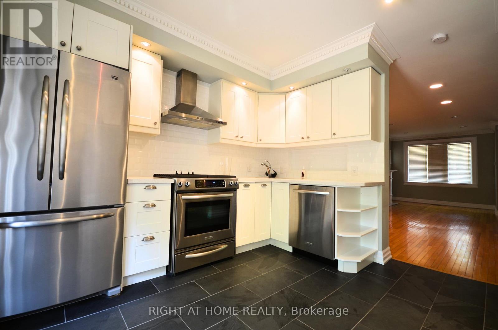 68 Glenforest Road, Toronto, Ontario  M4N 1Z8 - Photo 3 - C12525764