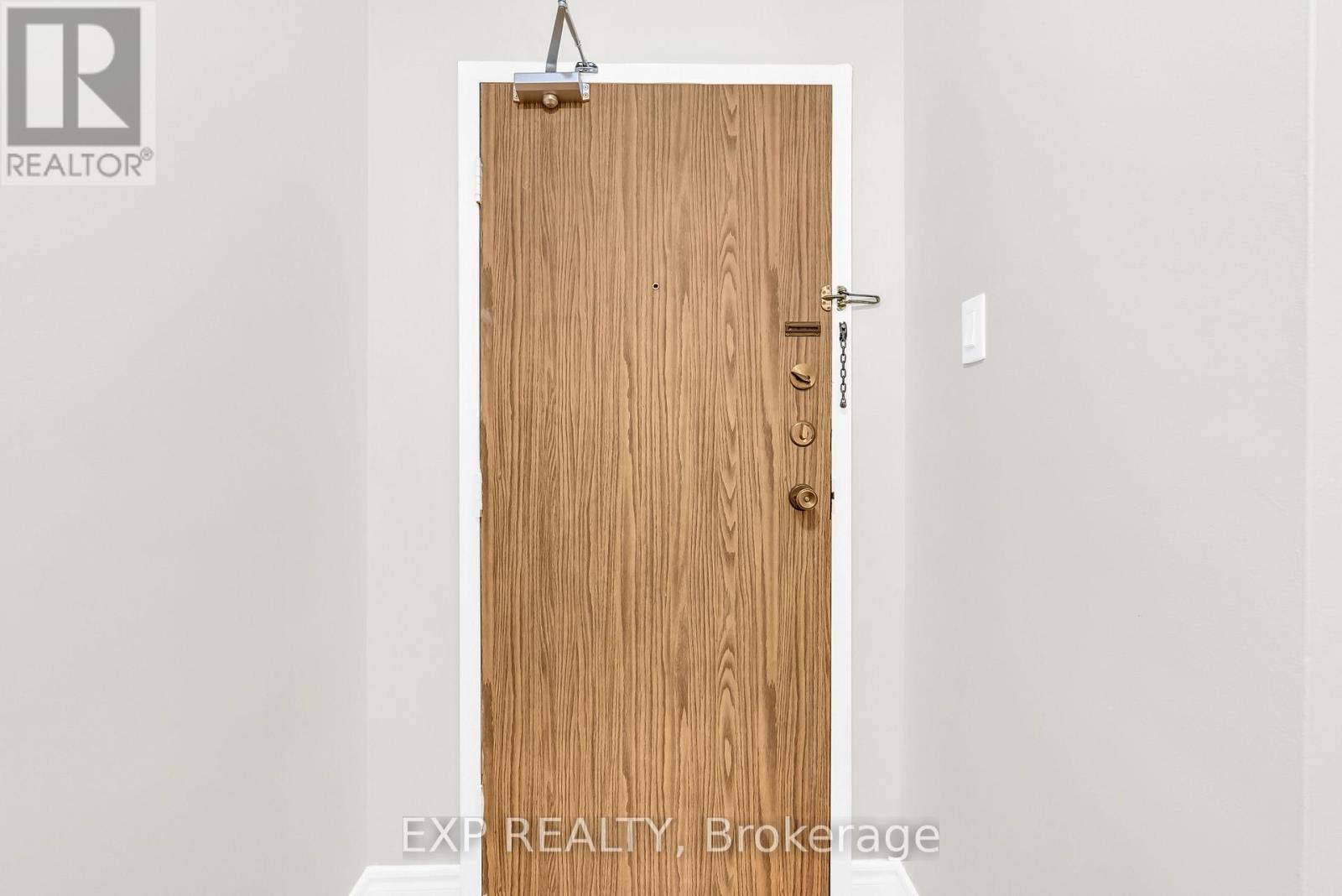 802 - 260 Seneca Hill Drive, Toronto, Ontario  M2J 4S6 - Photo 11 - C12525790