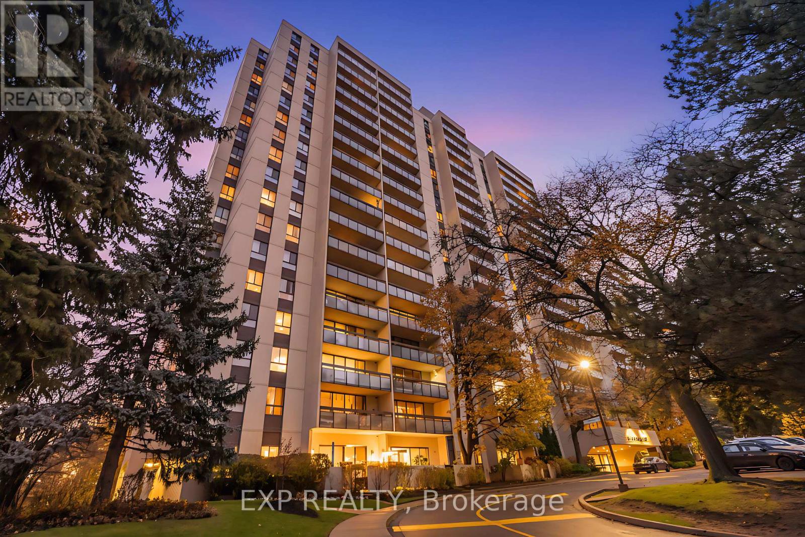 802 - 260 Seneca Hill Drive, Toronto, Ontario  M2J 4S6 - Photo 2 - C12525790