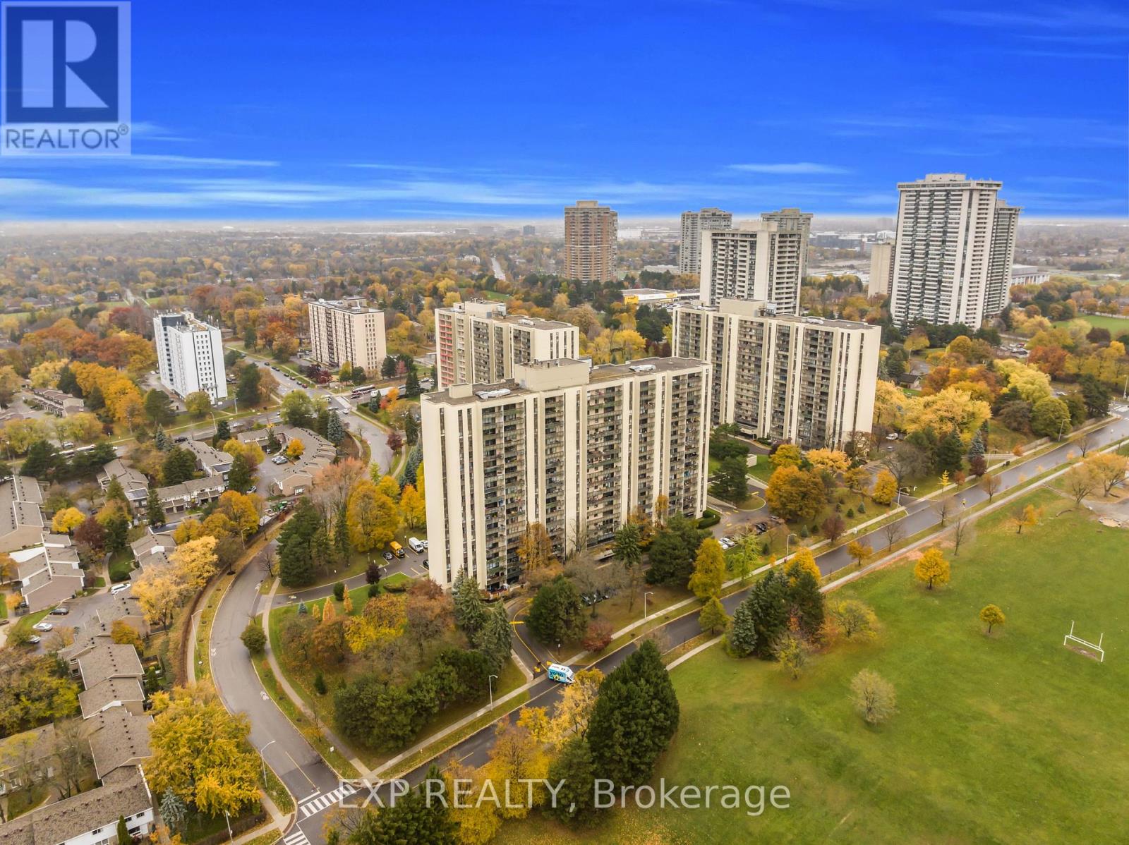 802 - 260 Seneca Hill Drive, Toronto, Ontario  M2J 4S6 - Photo 4 - C12525790