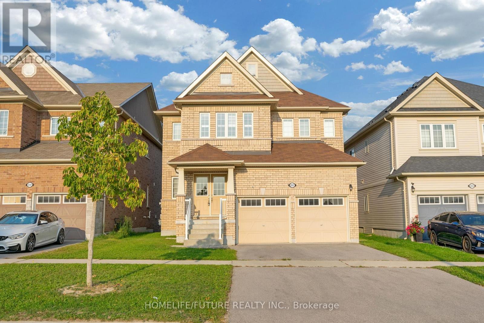 2557 BRIDLE ROAD, Oshawa, Ontario