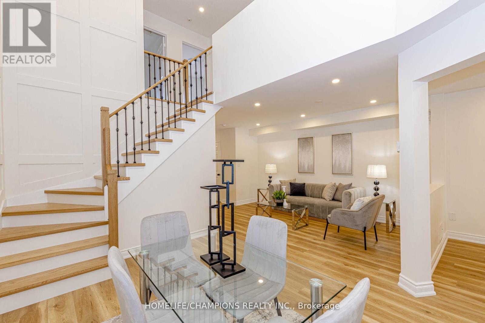 27 Tasker Crescent, Ajax, Ontario  L1Z 1N8 - Photo 6 - E12525758