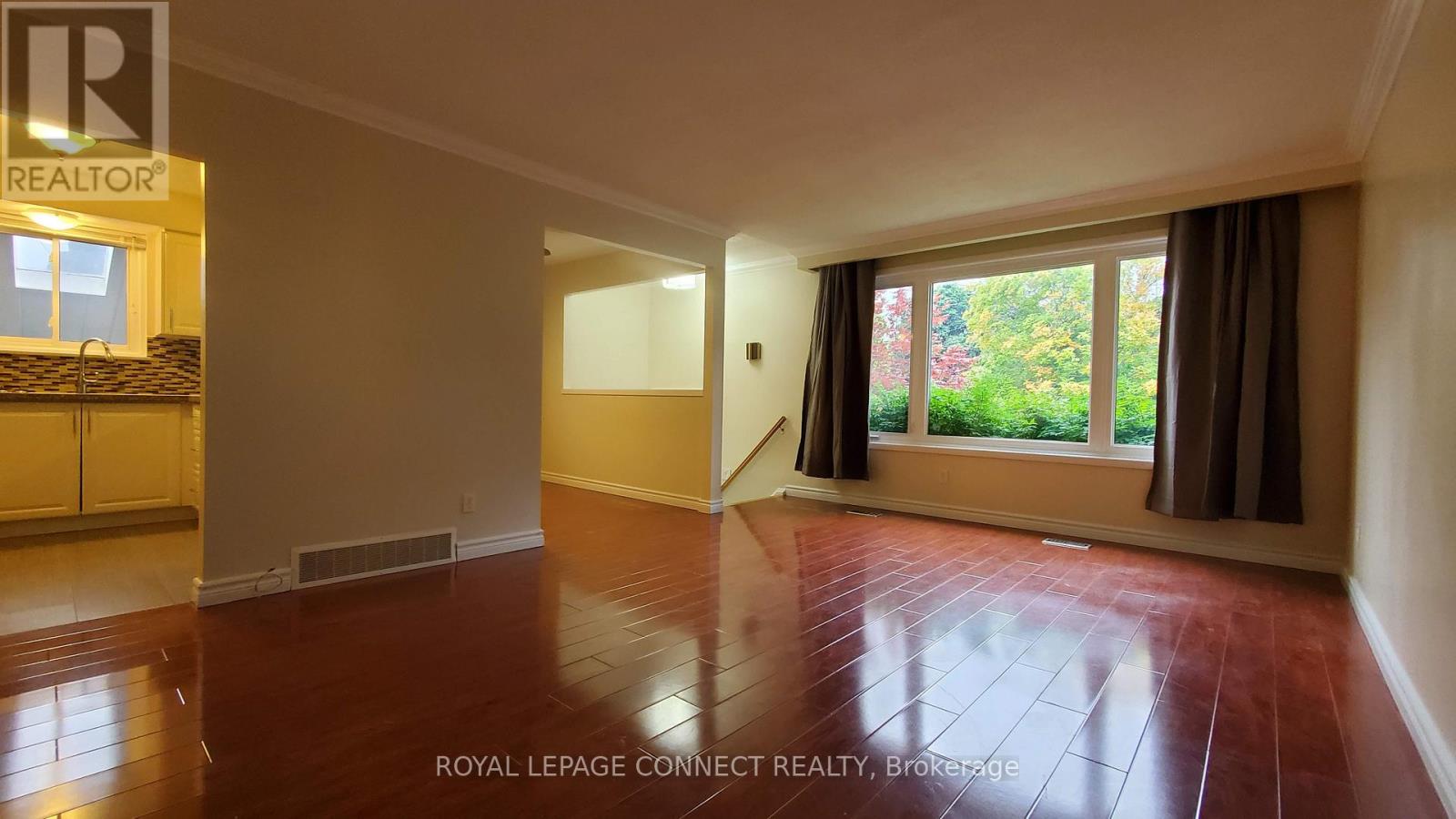 Main - 1206 Wakefield Crescent, Oshawa, Ontario  L1H 1V9 - Photo 5 - E12525792