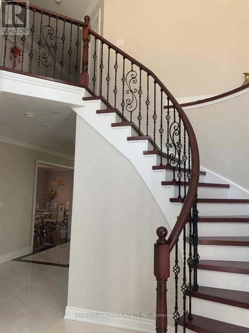 595 Highglen Avenue, Markham, Ontario  L3S 4N5 - Photo 11 - N12525720