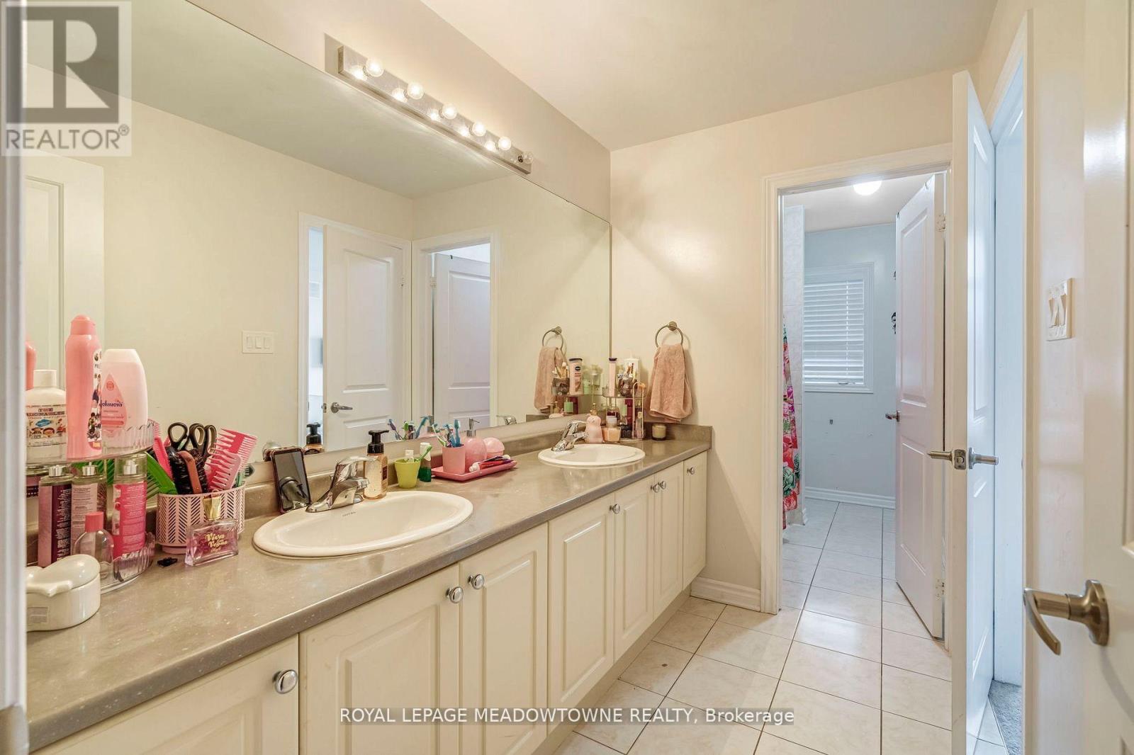 1029 Barton Way, Innisfil, Ontario  L9S 4R7 - Photo 33 - N12525742