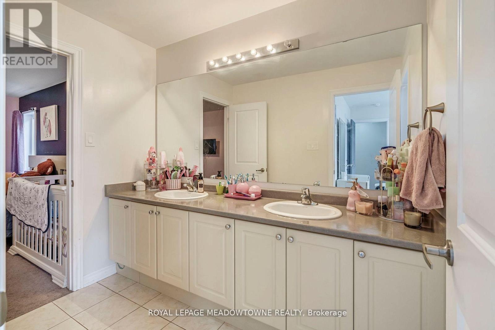 1029 Barton Way, Innisfil, Ontario  L9S 4R7 - Photo 34 - N12525742