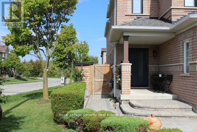 Basement - 77 Casabel Drive, Vaughan, Ontario  L6A 3L6 - Photo 3 - N12525752