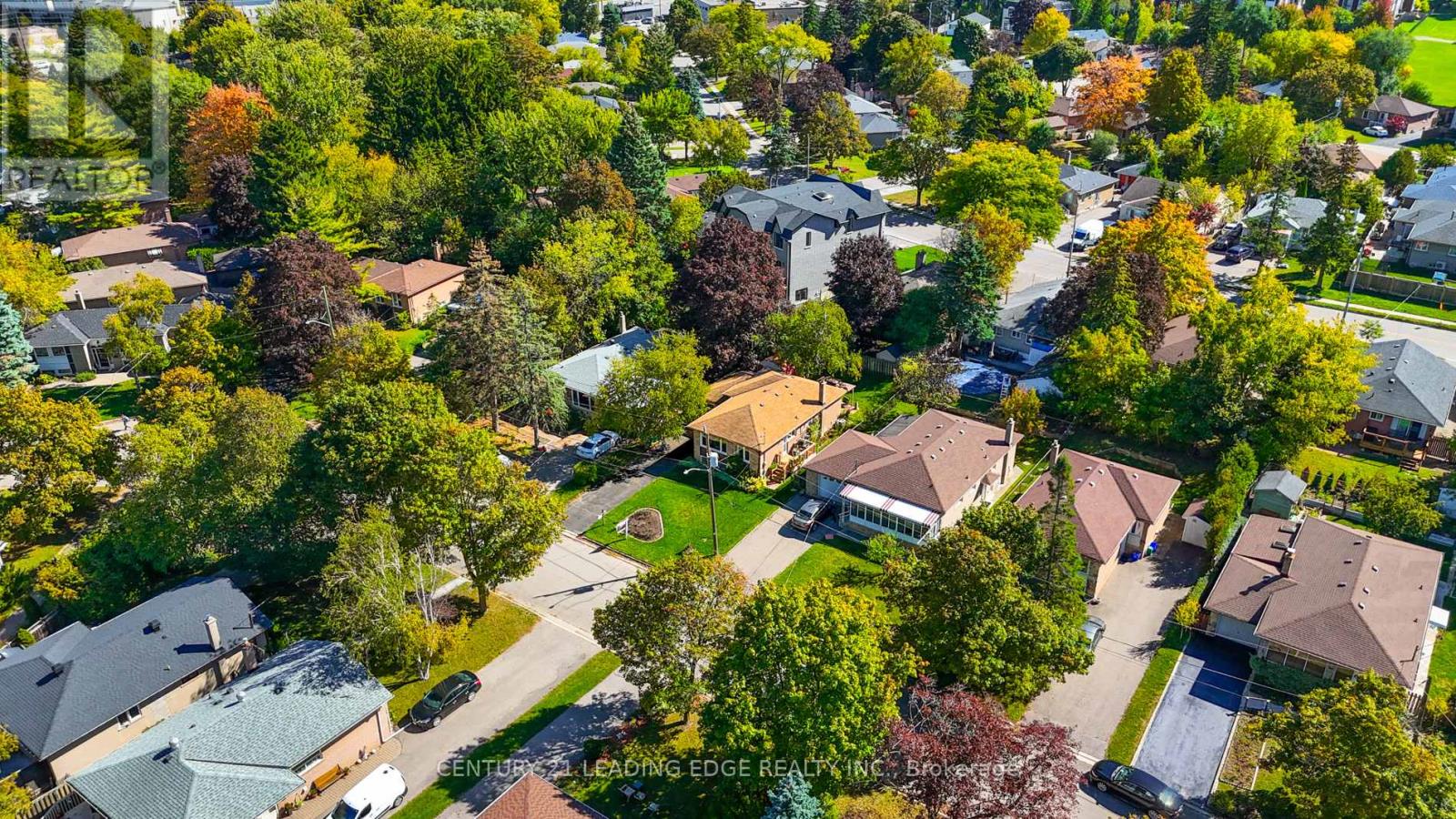 398 Allgood Street, Richmond Hill, Ontario  L4C 2Z2 - Photo 2 - N12525770