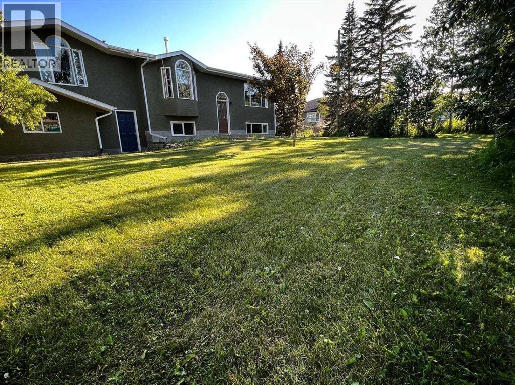 550 4 Avenue W, Sundre, Alberta  T0M 1X0 - Photo 12 - A2256456