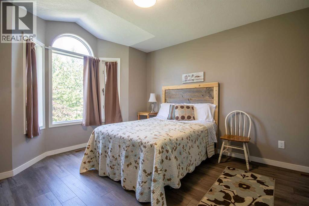 550 4 Avenue W, Sundre, Alberta  T0M 1X0 - Photo 17 - A2256456