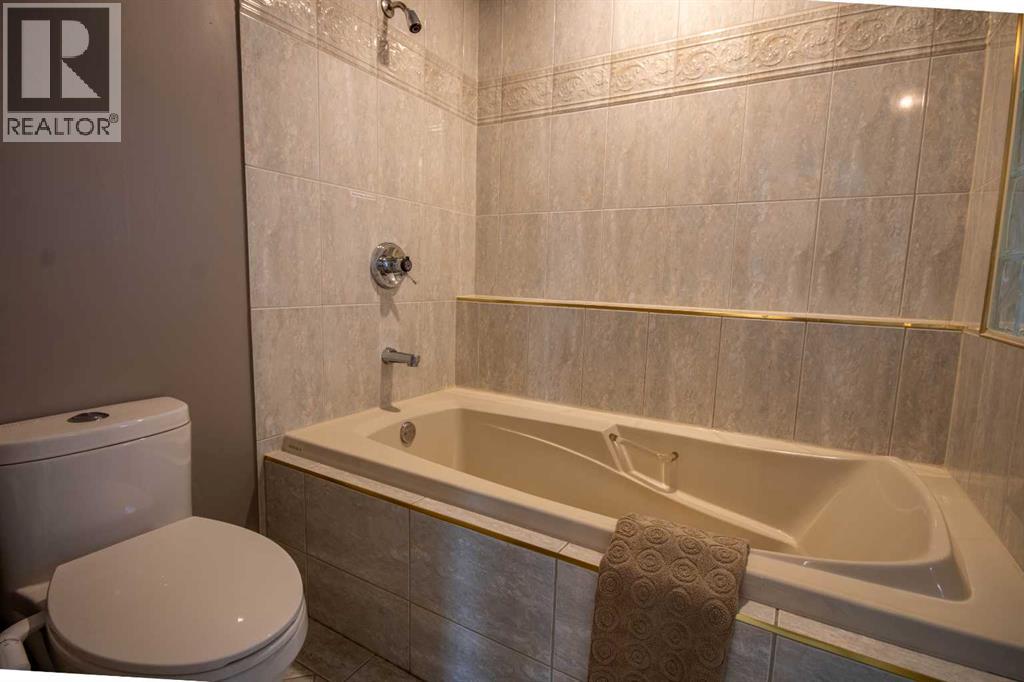 550 4 Avenue W, Sundre, Alberta  T0M 1X0 - Photo 20 - A2256456