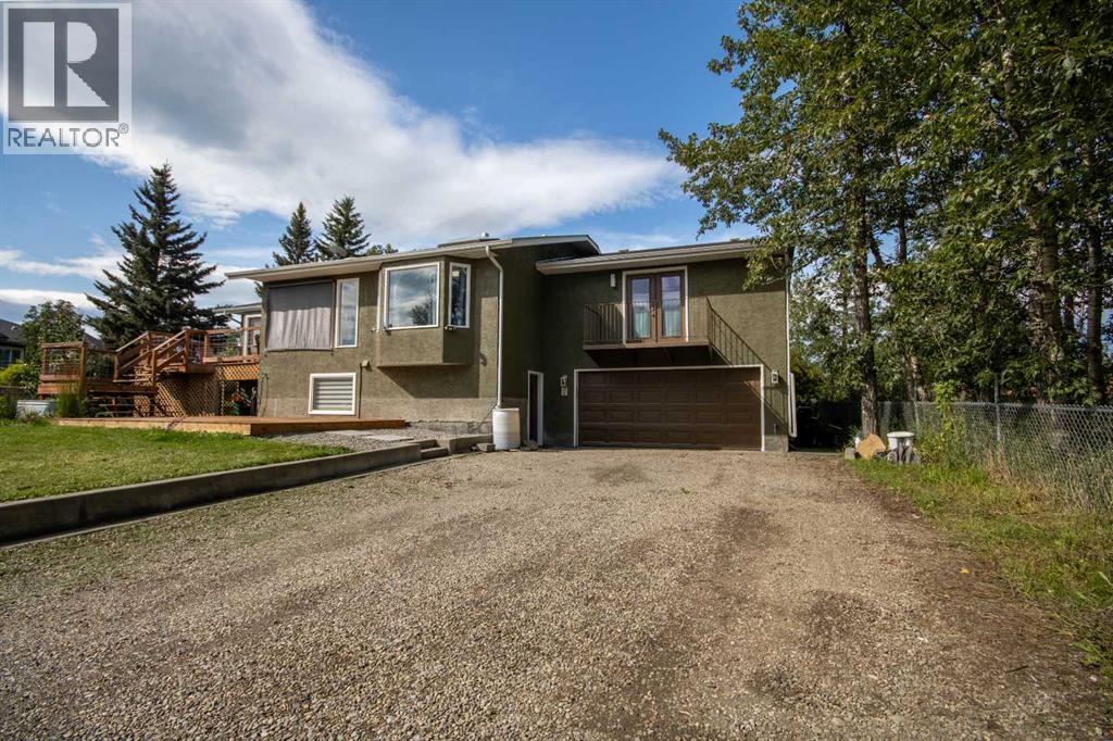 550 4 Avenue W, Sundre, Alberta  T0M 1X0 - Photo 38 - A2256456