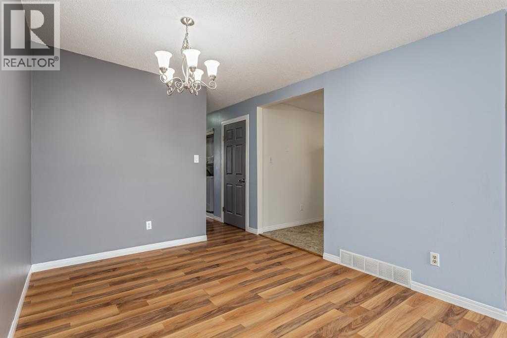 5607 4 Street Sw, Calgary, Alberta  T2V 4J7 - Photo 6 - A2258331