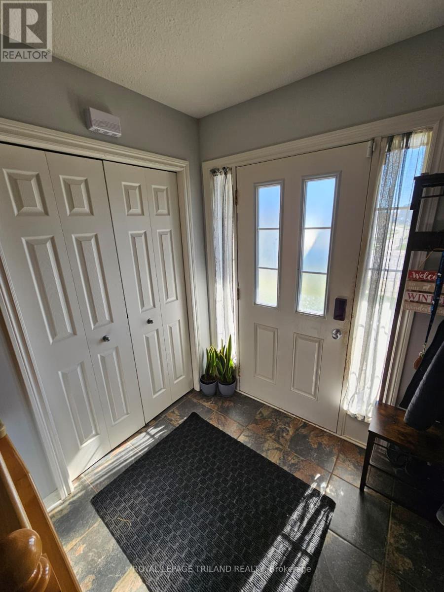 2404 Asima Drive, London South, Ontario  N6M 0B3 - Photo 2 - X12525794