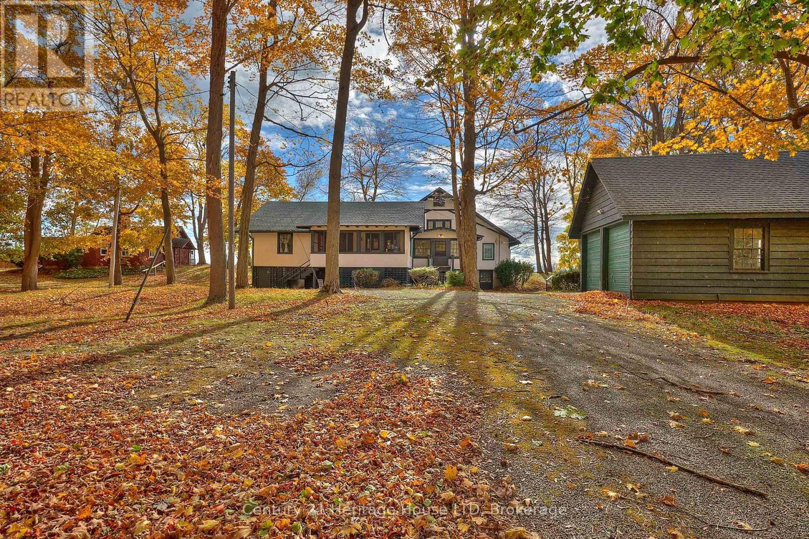 1033 Firelane 1 Road, Port Colborne, Ontario L3K 5V3 - Photo 5 - X12523836