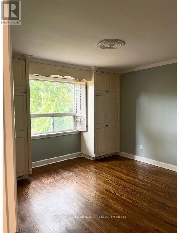 16 Nashland Avenue, Toronto, Ontario  M9B 2V4 - Photo 13 - W12525714