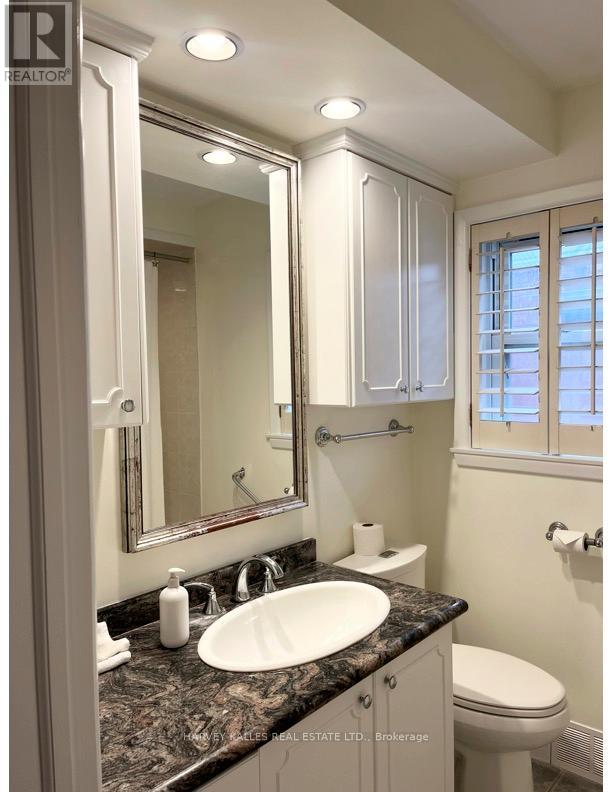 16 Nashland Avenue, Toronto, Ontario  M9B 2V4 - Photo 16 - W12525714